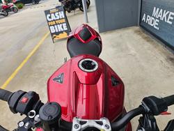 2024 Triumph STREET TRIPLE RS Red