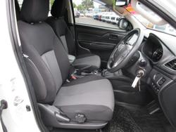 2022 Mitsubishi Triton GLX