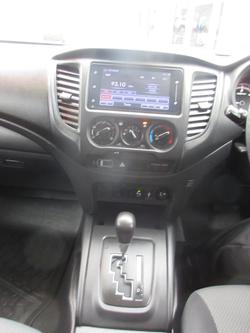 2022 Mitsubishi Triton GLX