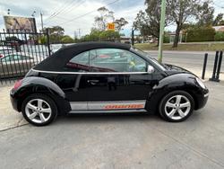 2010 Volkswagen Beetle BlackOrange 1Y MY10 Black