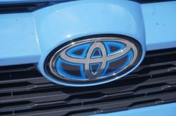 2023 Toyota
                RAV4 GX