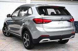 2025 MG ZS Essence ZS32 MY25 Sloane Silver