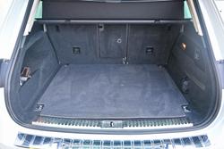 2016 Volkswagen
Touareg 150TDI Element