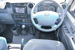 2020 Toyota
Landcruiser GXL