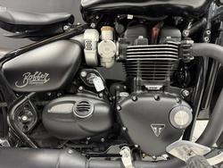 2018 TRIUMPH BONNEVILLE BOBBER BLACK Black