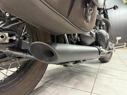 2018 TRIUMPH BONNEVILLE BOBBER BLACK Black