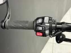 2018 TRIUMPH BONNEVILLE BOBBER BLACK Black