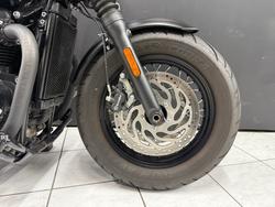 2018 TRIUMPH BONNEVILLE BOBBER BLACK Black