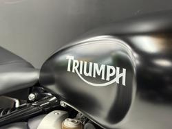 2018 TRIUMPH BONNEVILLE BOBBER BLACK Black