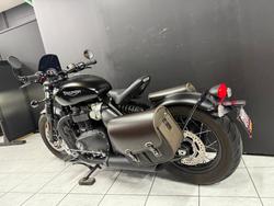 2018 TRIUMPH BONNEVILLE BOBBER BLACK Black