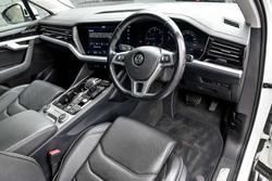 2019 Volkswagen Touareg 190TDI Launch Edition