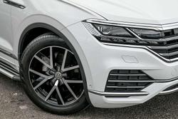 2019 Volkswagen Touareg 190TDI Launch Edition