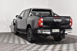 2020 Toyota Hilux SR5