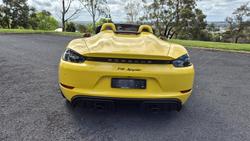 2023 Porsche 718 Spyder