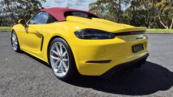 2023 Porsche 718 Spyder