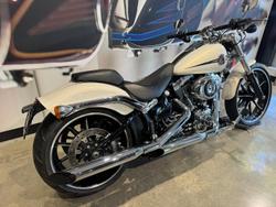 2014 Harley-Davidson Breakout 103 (FXSB) Softail Gold