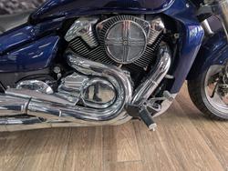 2010 Suzuki VZR 1800 BOULEVARD (M109R) BLUE
