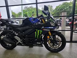 2020 Yamaha YZF-R3 BLACK