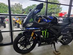 2020 Yamaha YZF-R3 BLACK