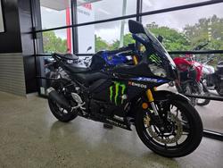 2020 Yamaha YZF-R3 BLACK