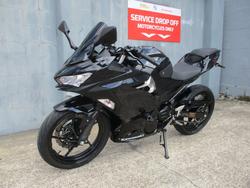 2018 Kawasaki NINJA 400 BLACK