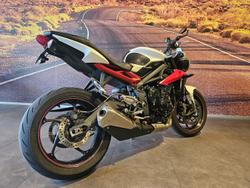 2015 Triumph Street Triple R ABS Street Triple White