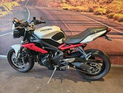 2015 Triumph Street Triple R ABS Street Triple White