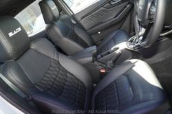 2025 Isuzu D-MAX BLADE