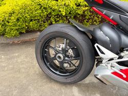 2020 DUCATI PANIGALE V4 Red