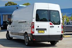 2023 Renault Master Pro 110kW X62 Phase 2 MY23 Mineral White