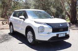 2021 Mitsubishi Outlander ES