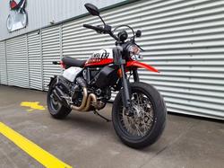 2022 Ducati Scrambler Urban Motard Scrambler