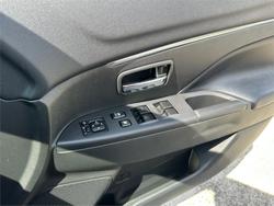 2017 MITSUBISHI
ASX XLS (2WD)