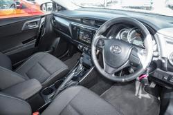 2017 Toyota
Corolla Ascent Sport