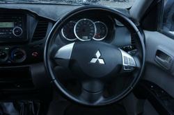 2013 Mitsubishi Triton GLX