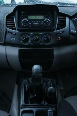 2013 Mitsubishi Triton GLX