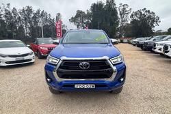 2023 Toyota Hilux SR5