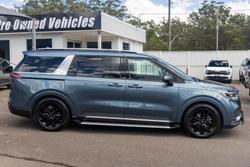 2022 Kia
                Carnival Platinum