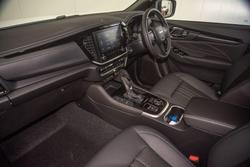 2025 Isuzu MU-X LS-T