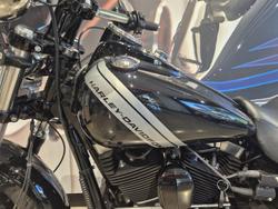 2015 Harley-Davidson Dyna Fat Bob 103 (FXDF) Dyna Black