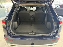 2022 Mitsubishi Outlander Exceed