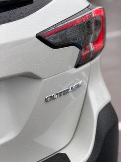 2024 Subaru Outback AWD Touring 6GEN MY25 AWD Crystal White