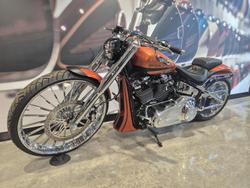 2019 Harley-Davidson Breakout 114 (FXBRS) Softail Orange