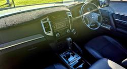 2016 Mitsubishi Pajero GLS