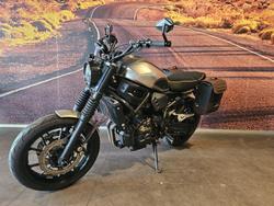 2016 Yamaha XSR700 (MTM660LA) XSR Silver