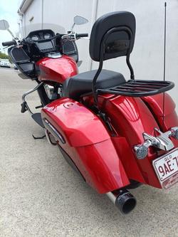 2021 INDIAN CHALLENGER LIMITED INDY RED