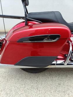 2021 INDIAN CHALLENGER LIMITED INDY RED