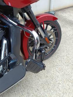 2021 INDIAN CHALLENGER LIMITED INDY RED