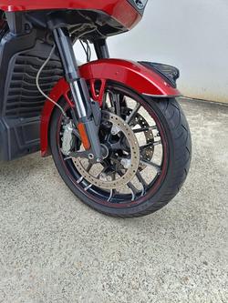 2021 INDIAN CHALLENGER LIMITED INDY RED