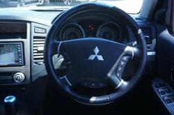 2011 Mitsubishi
Pajero Exceed
